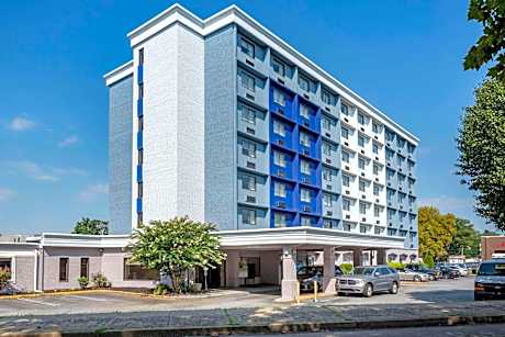 Comfort Inn Philadelphia International Airport West