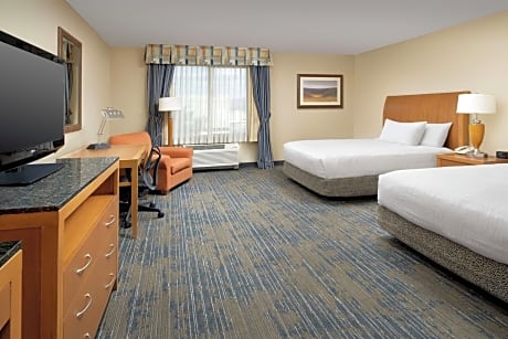 Queen Room with Two Queen Beds - Mobility and Hearing Access