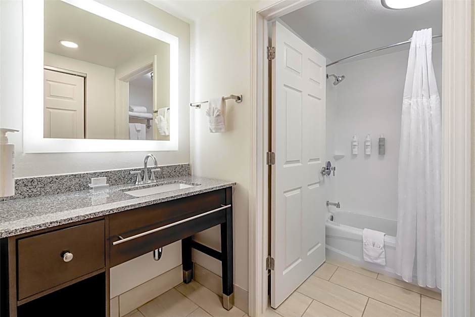Homewood Suites by Hilton Eatontown