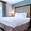 Best Western PLUS Flint Airport Inn & Suites