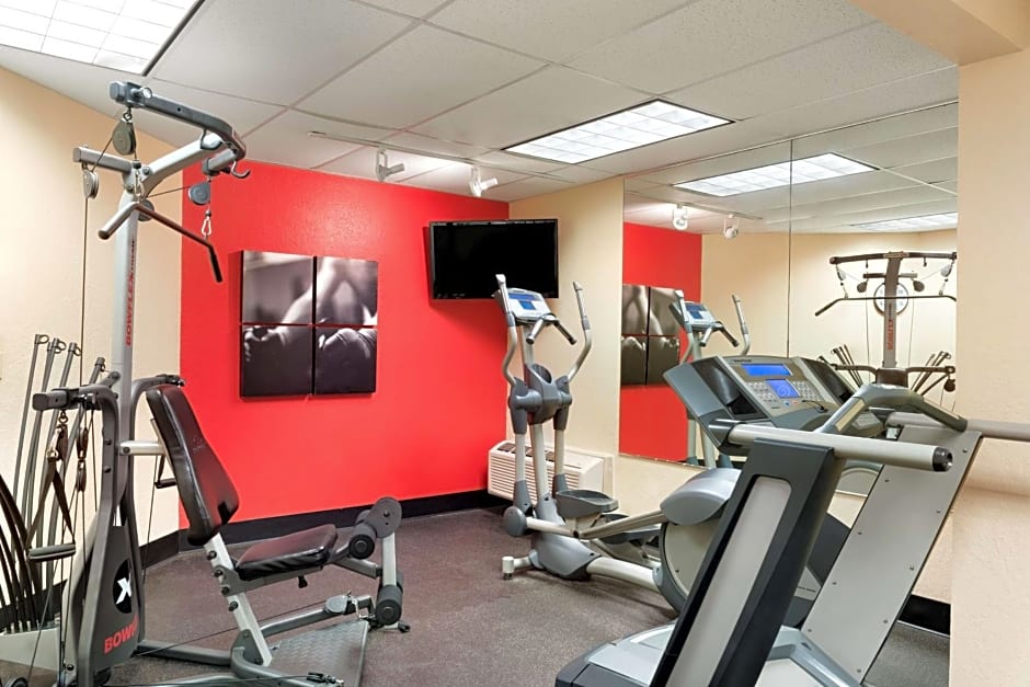 Country Inn & Suites by Radisson, Cedar Rapids Airport, IA