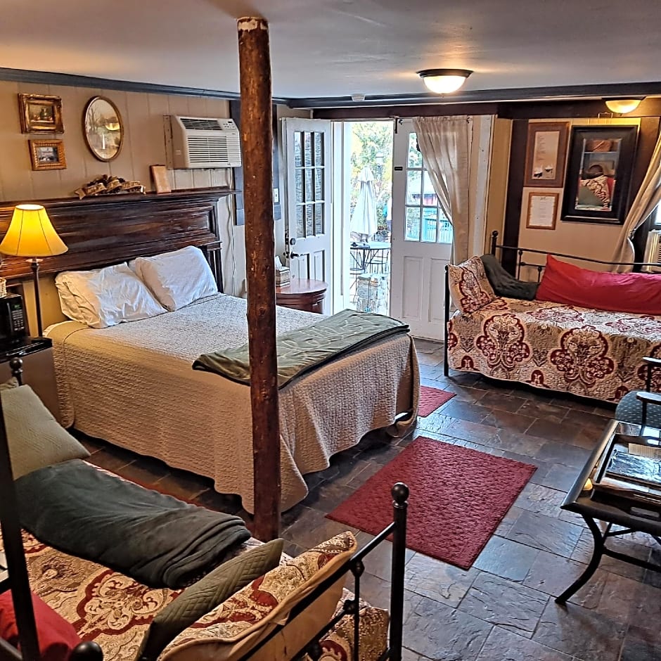 Town's Inn
