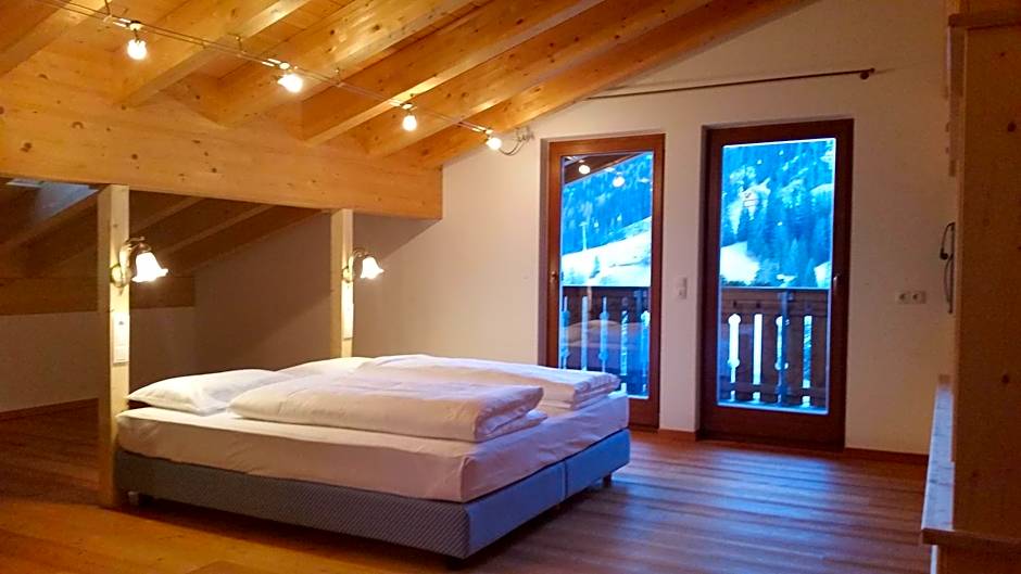 Family and Wellness Residence Ciasa Antersies