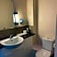 Lysses House Hotel
