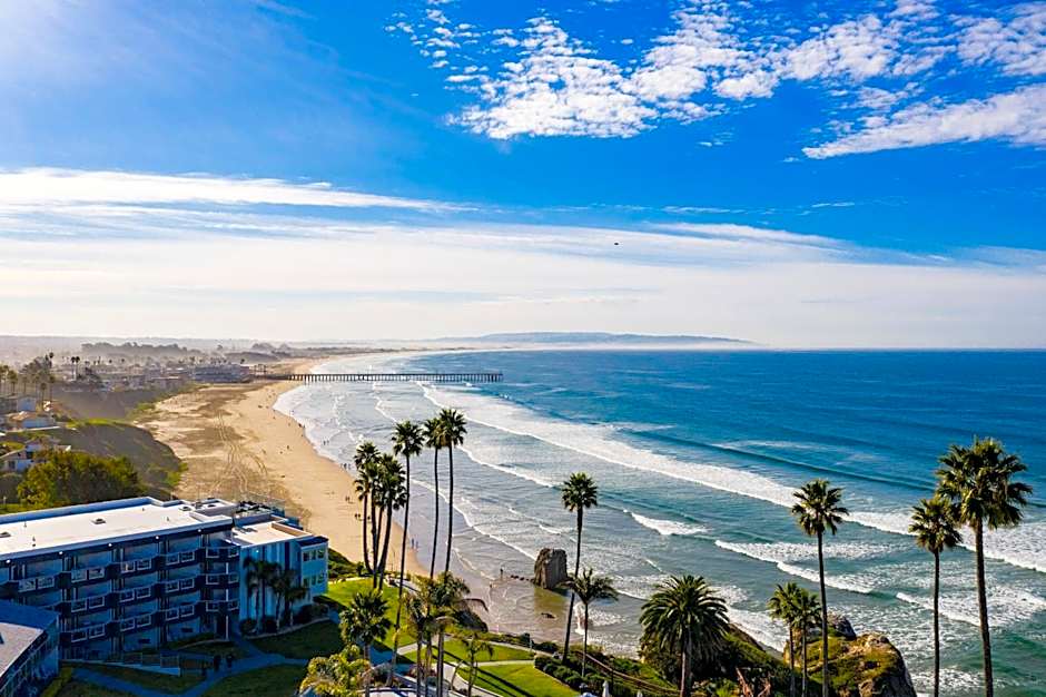 The Seacrest Oceanfront Hotel