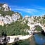 Le rocher de Sampzon
