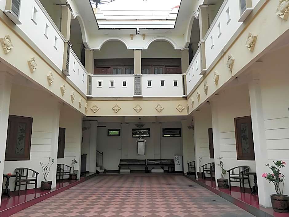 Mangkuyudan Hotel Solo