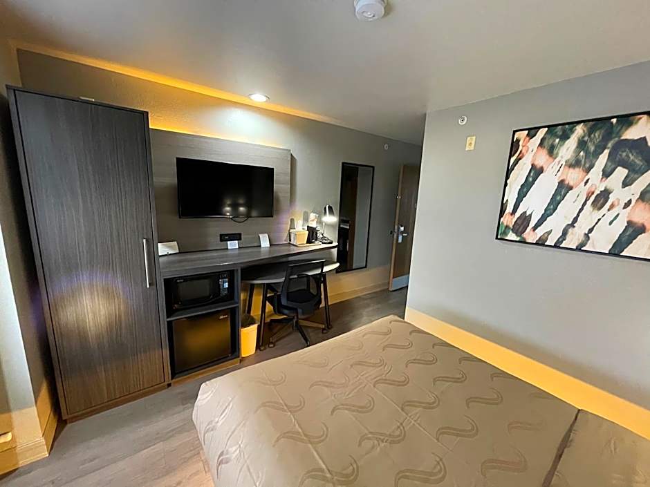 Quality Inn & Suites North Mesquite I-30