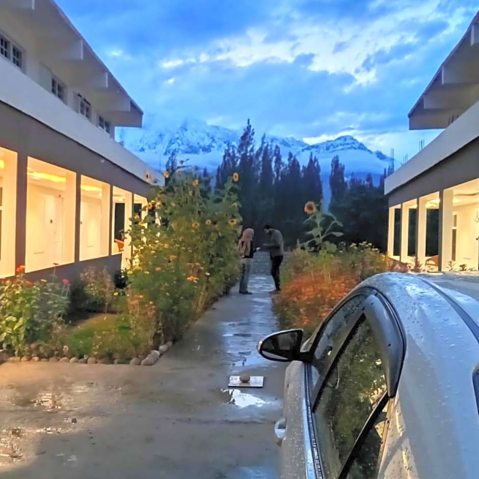 Caprafal Hotel & Restaurant Skardu