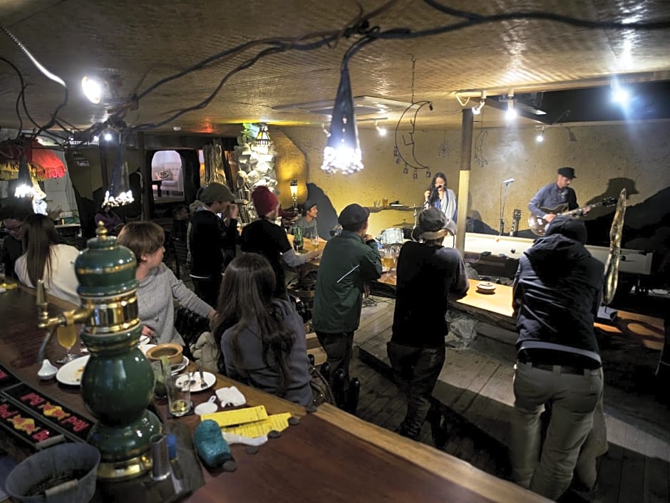 Worldtreck Dinner & Guesthouse Pise