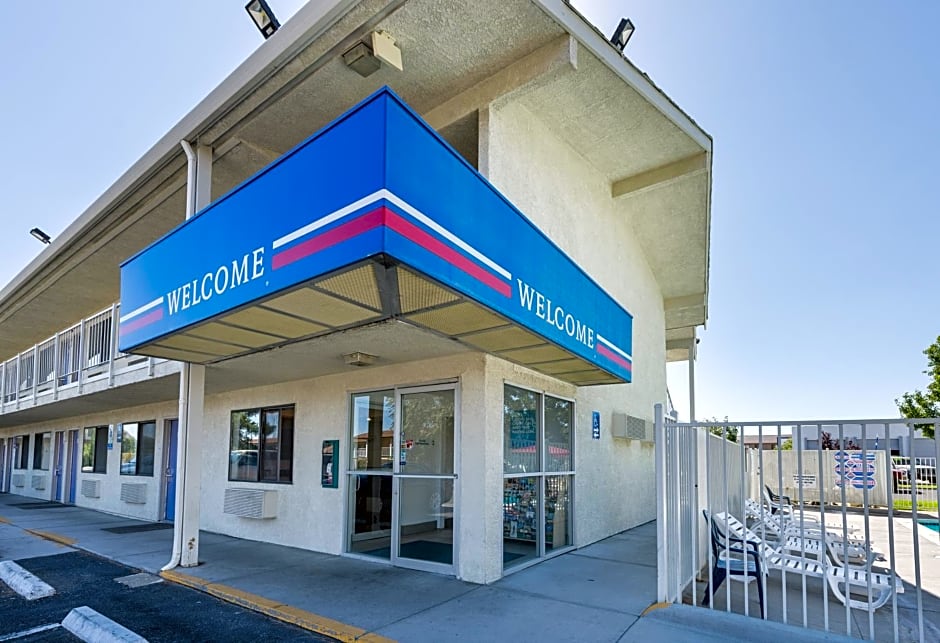 Motel 6 Carson City, NV