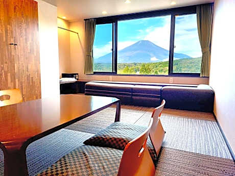 Japanese-Style Room