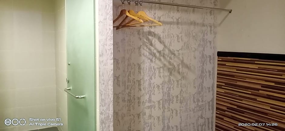 Sri Iskandar Hotel