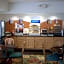 Holiday Inn Express Hotel & Suites Columbus By IHG
