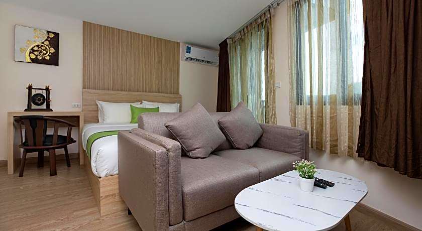 iCheck inn Darisa Patong