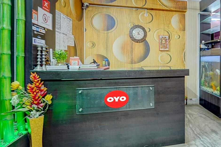 OYO Flagship Hotel New Savera