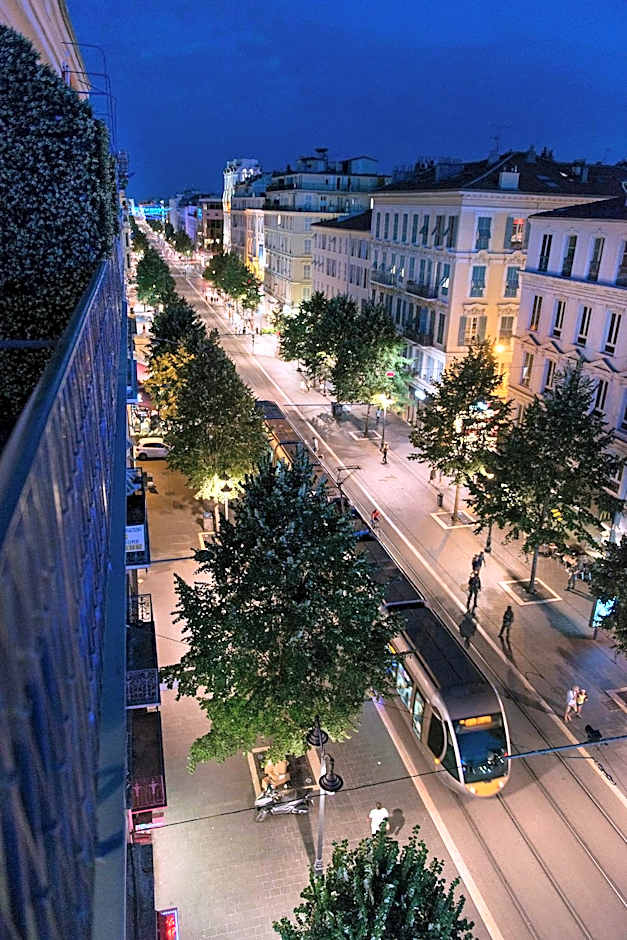 Hotel 64 Nice