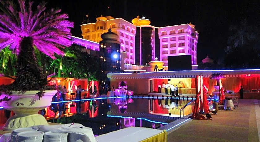 Hotel Swosti Premium