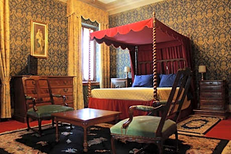 Double Room with Private External Bathroom