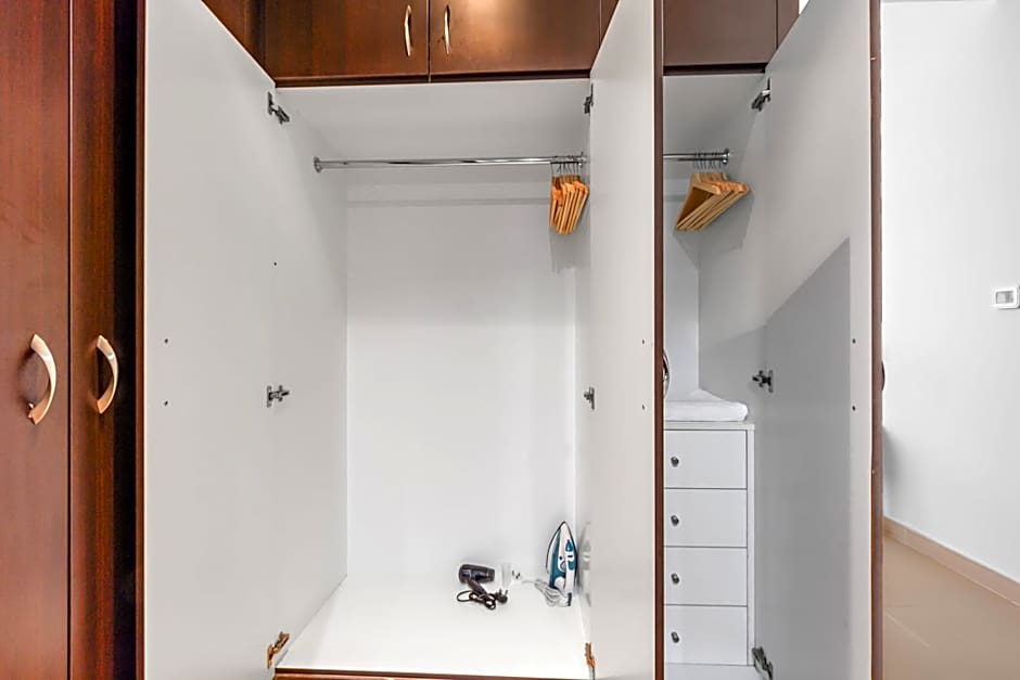 Silkhaus Elite 1BDR Next to Golf Course & Club