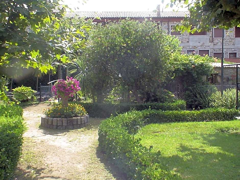 Apartamentos Revo Salinas 3000