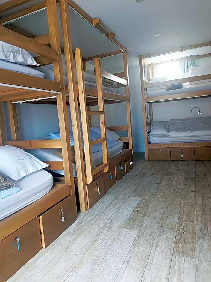 Cachinnans Hostel & apartaments