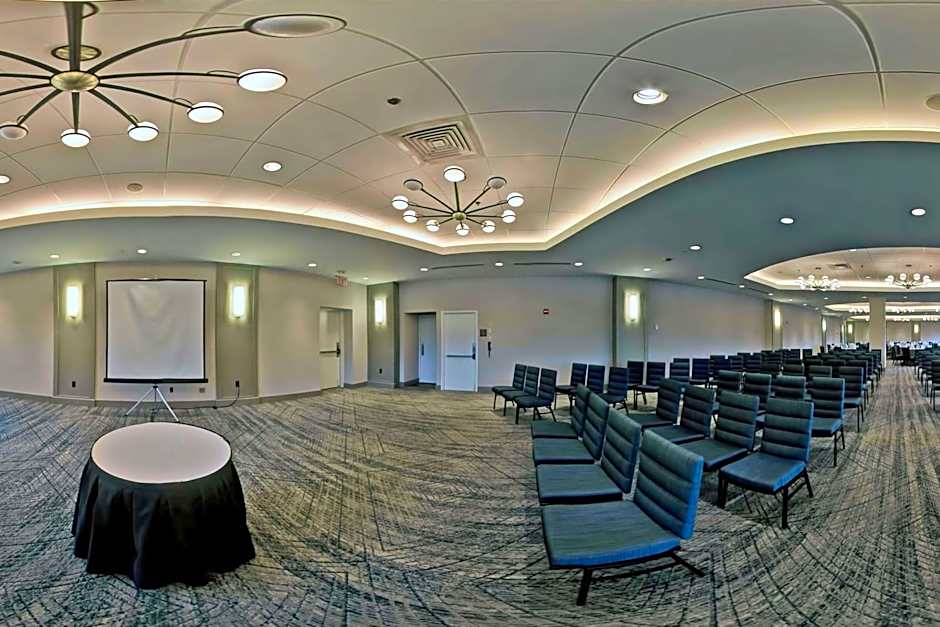 Four Points by Sheraton Boston Newton