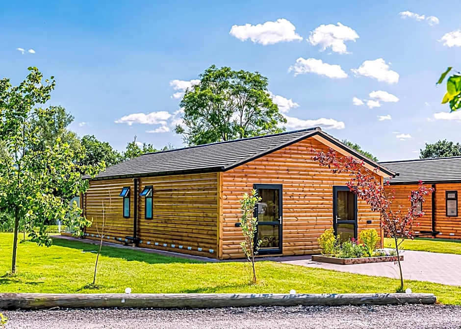 Flaxton Meadows Luxury Lodges