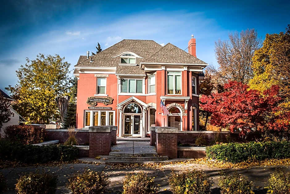 The Anniversary Inn - Logan