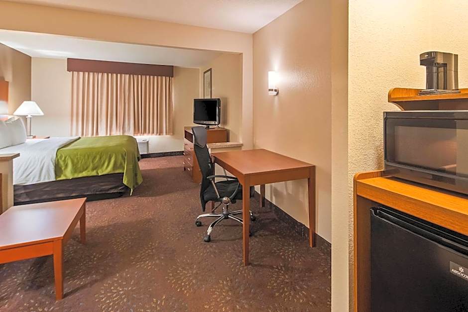 Quality Inn Tomah