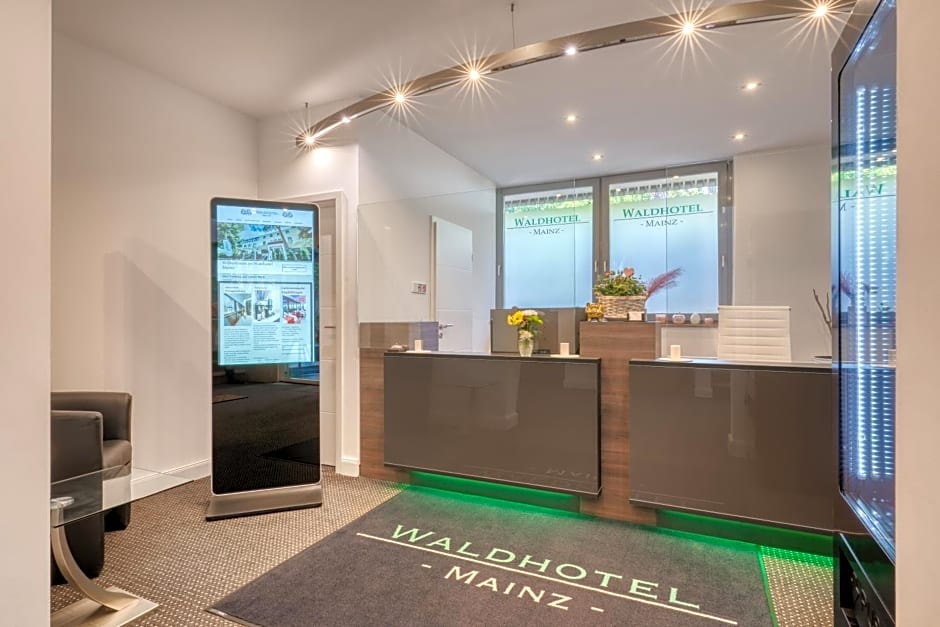 Waldhotel