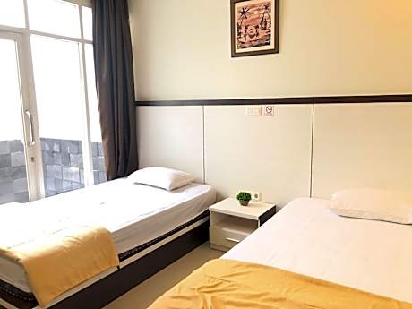 RedDooz Plus At Ininnawa Homestay Syariah Palu