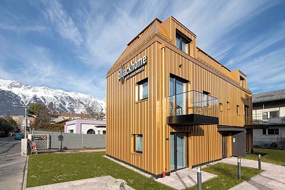 Blackhome Innsbruck City East I contactless check-in