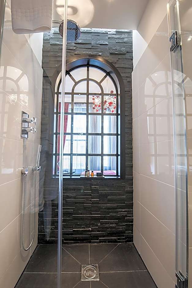 The Exhibitionist Hotel