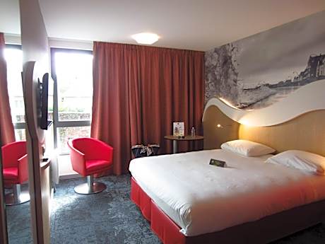 Standard Family Suite with Two Connecting Rooms - breakfast included