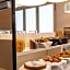 Regina Urban Beach Hotel