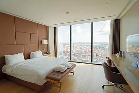 King Deluxe Room