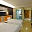 7 Days Premium Jingjiang Fuhai New World Automobile Terminal Branch