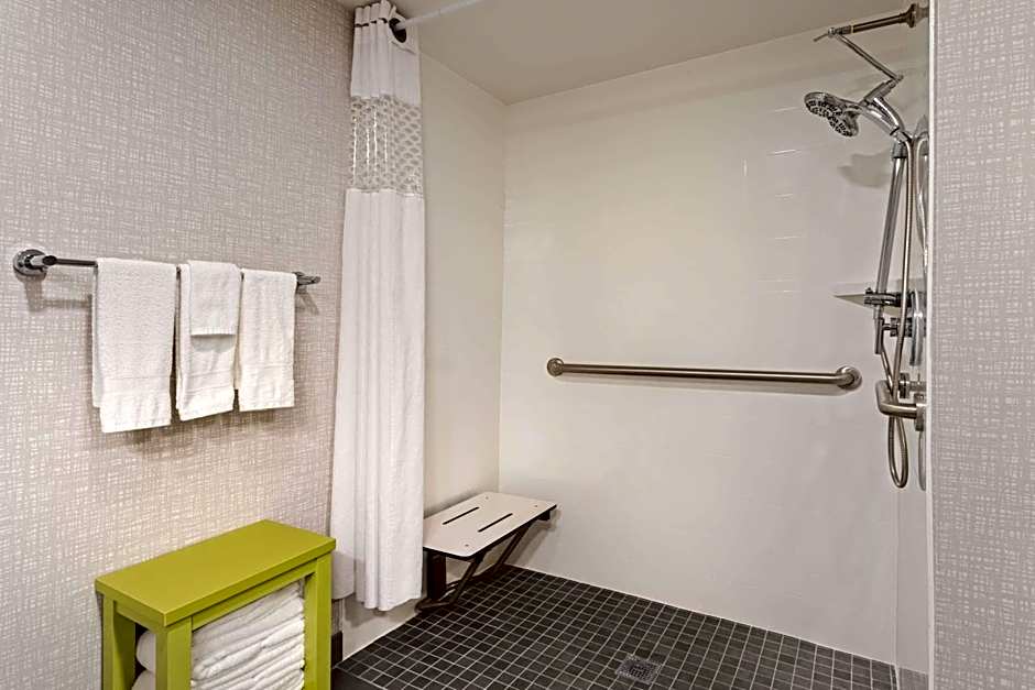 Hampton Inn By Hilton & Suites Fort Myers Beach/Sanibel Gateway