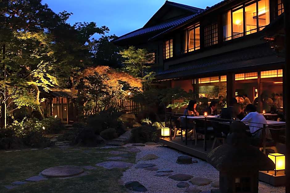 Nanzenji sando KIKUSUI