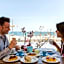Alexandra B&B & Brunch -Beach Front Parking Included