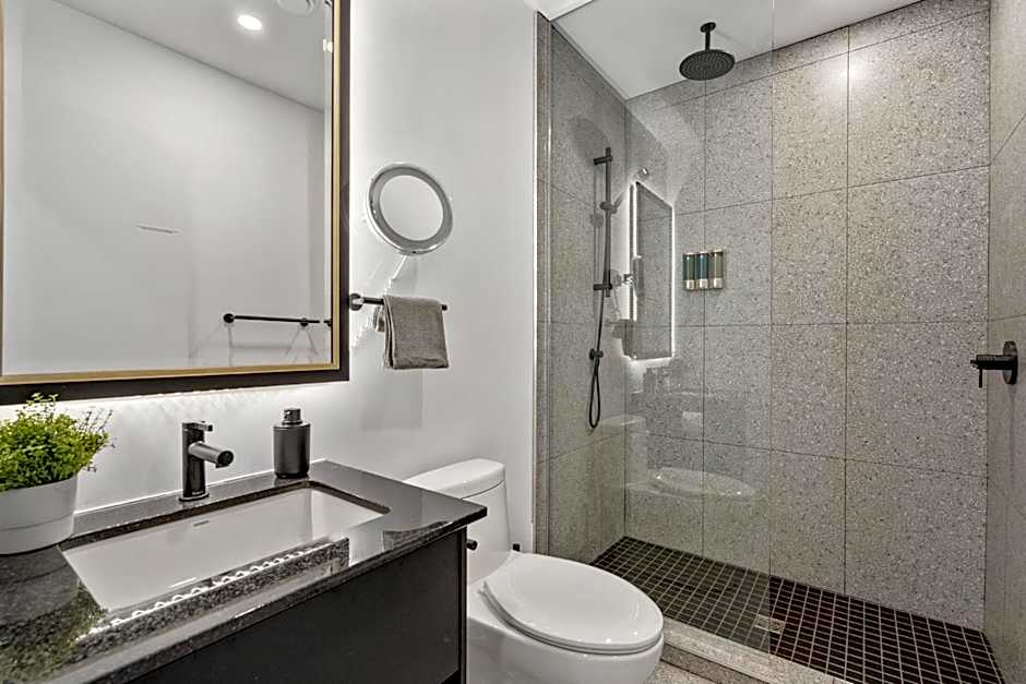 INITIAL - Suite NOUVEAU MONDE - Centre-ville de Québec