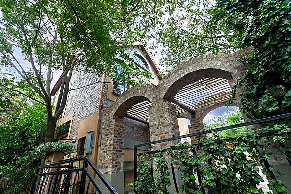 Izimbali Lodge