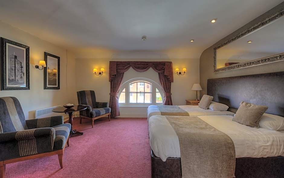 Dog & Partridge by Chef & Brewer Collection