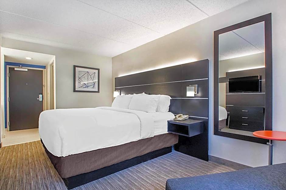 Holiday Inn Express & Suites Albany Airport - Wolf Road By IHG