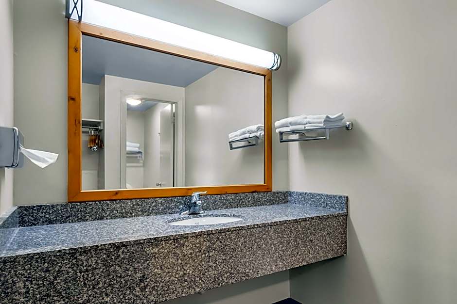 Best Western Lee's Motor Inn