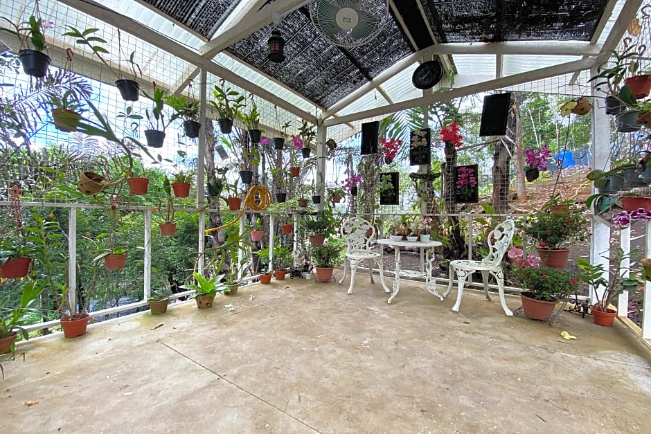 SPOT ON 90279 Kinomulok Garden