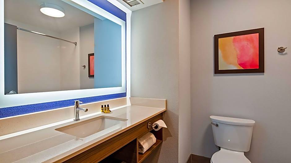 Best Western Plus Lexington Inn