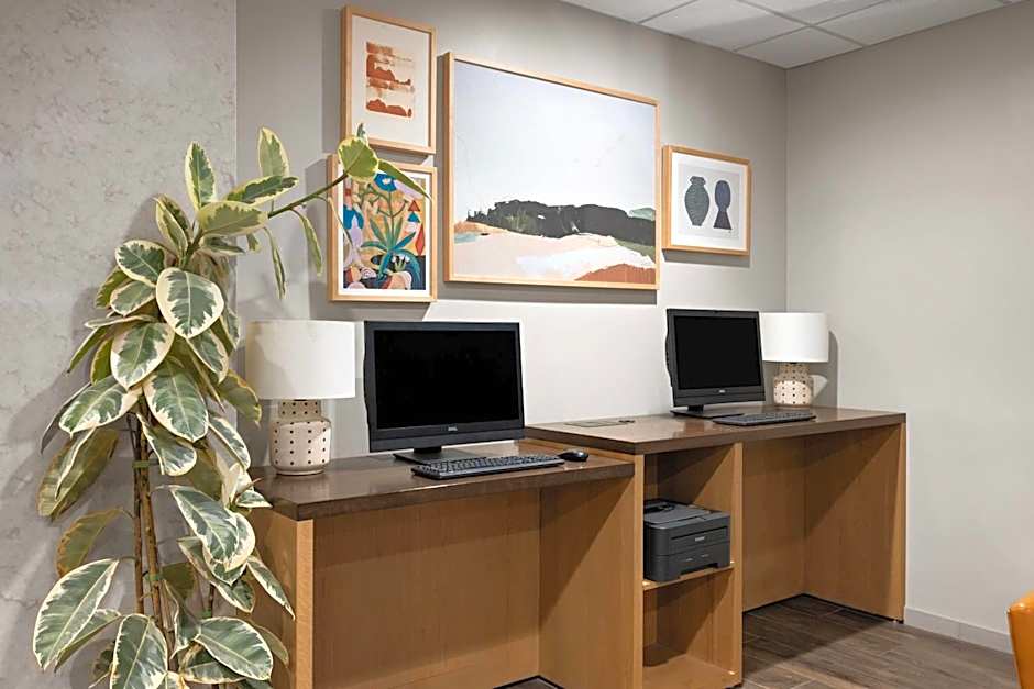 La Quinta Inn & Suites by Wyndham Paso Robles