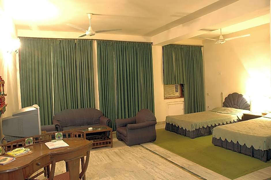 Photo 1 of 3 of Heritage Suite